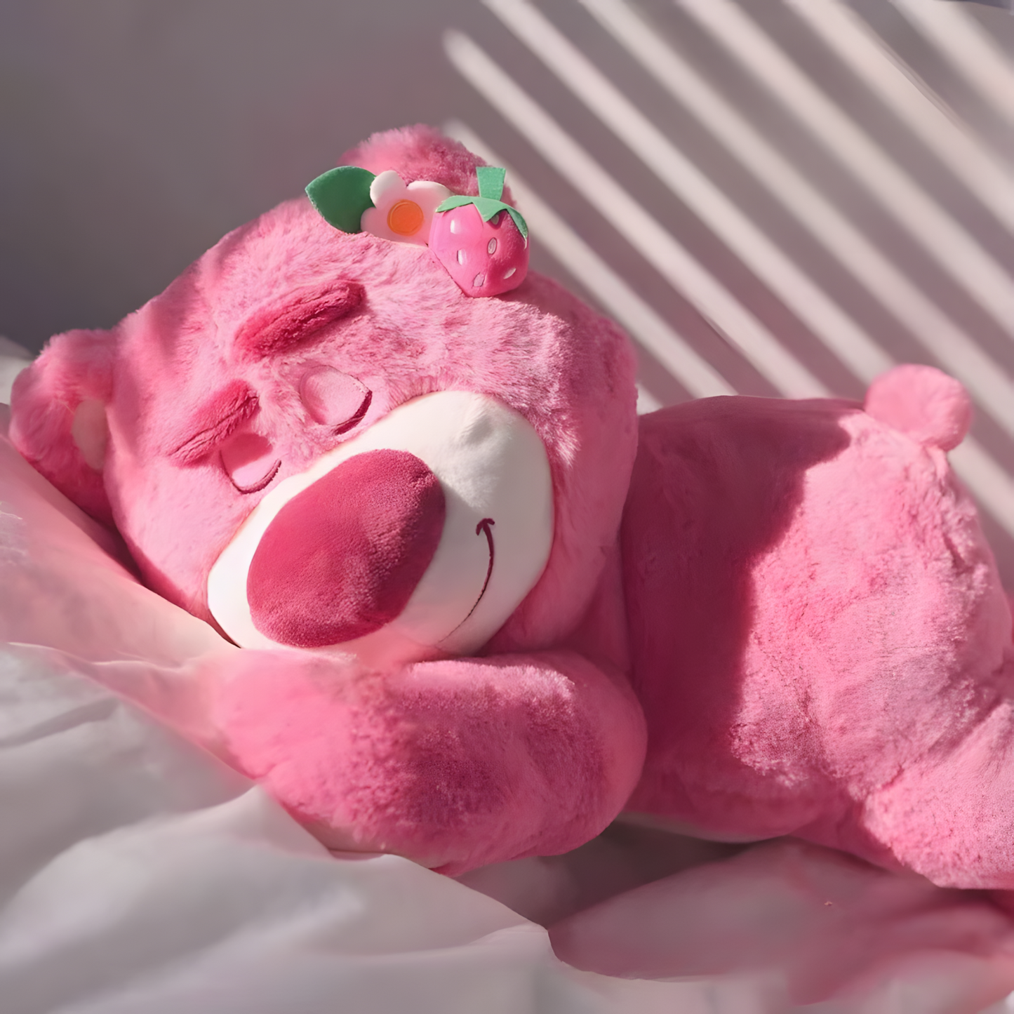 Pelúcia Lotso Abraçável - Amori.